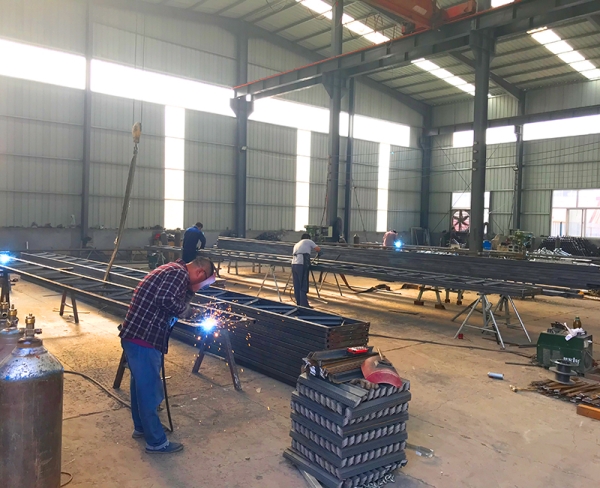 恒創(chuàng)生產(chǎn)車間