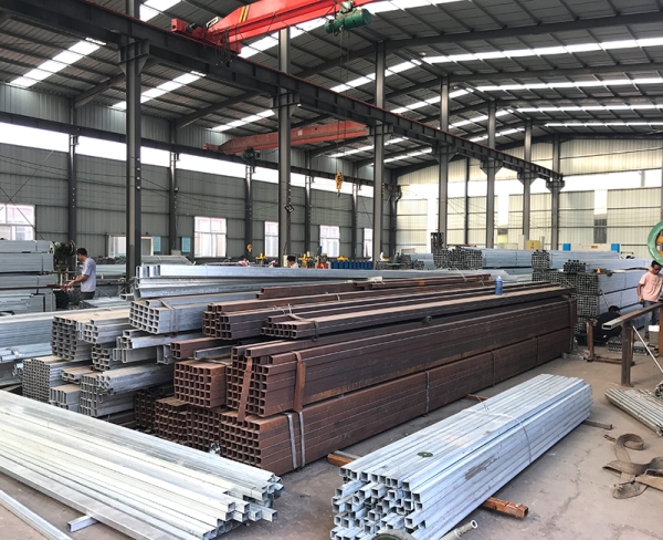 恒創(chuàng)生產(chǎn)車間