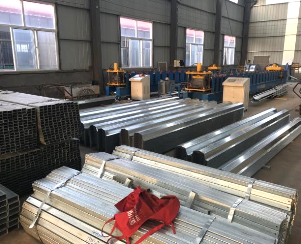 恒創(chuàng)生產(chǎn)車間